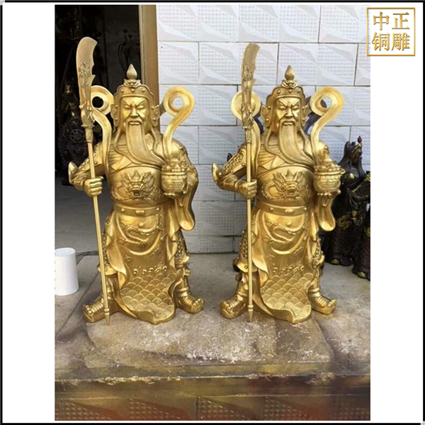 小型鎏金手托元寶關公銅像.jpg 小型鎏金手托元寶關公銅像.jpg